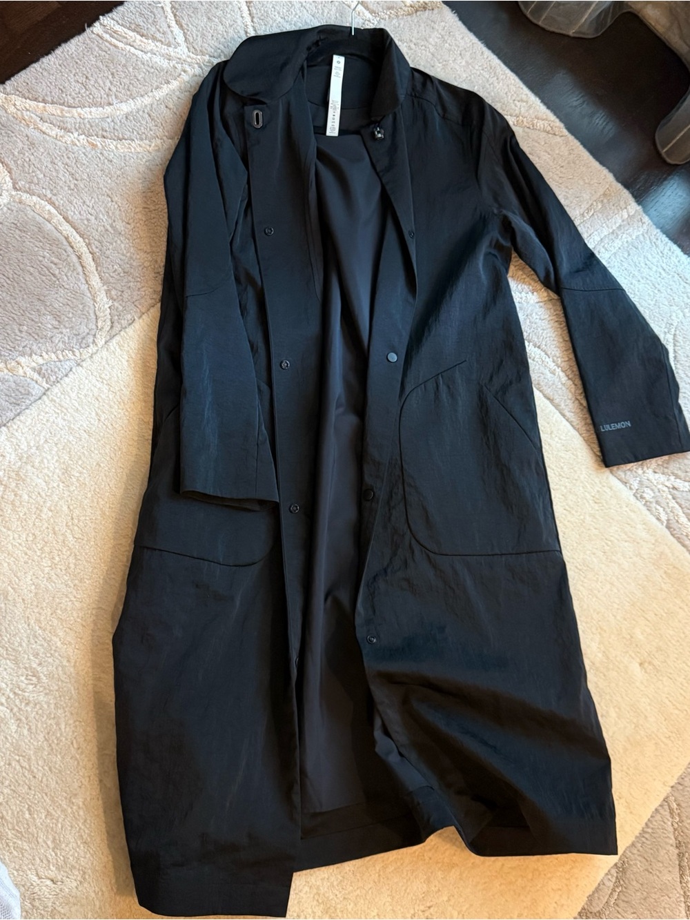 Lululemon Lightweight Collared A-Line Coat
Black - Picture 7 of 12